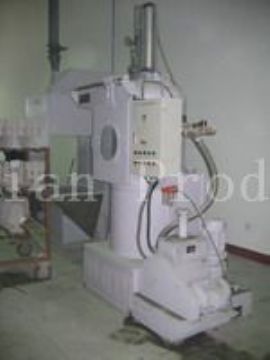 Single Station Vacuum Wax-Paste Mixer